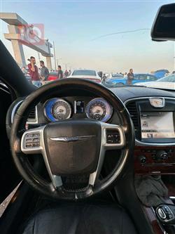 کرایسلەر 300